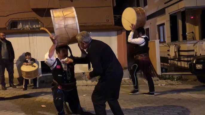 Yöresel Düğün Eğlenceleri için Davul Zurna Ekibi